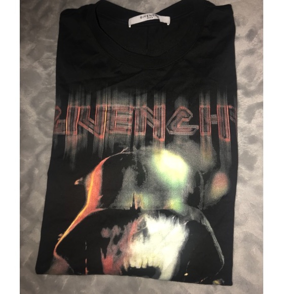 givenchy skull shirt